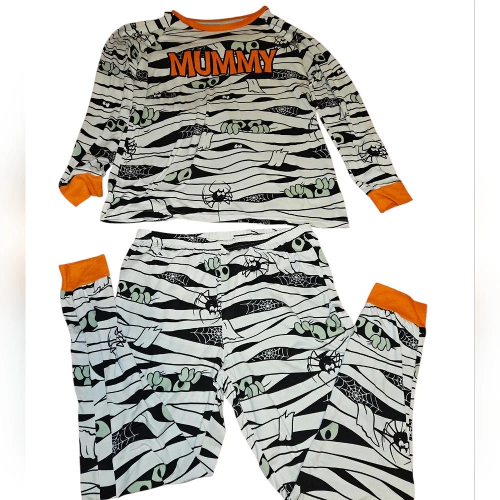 Way To Celebrate! Warm Women's Pajama Set - Mummy L